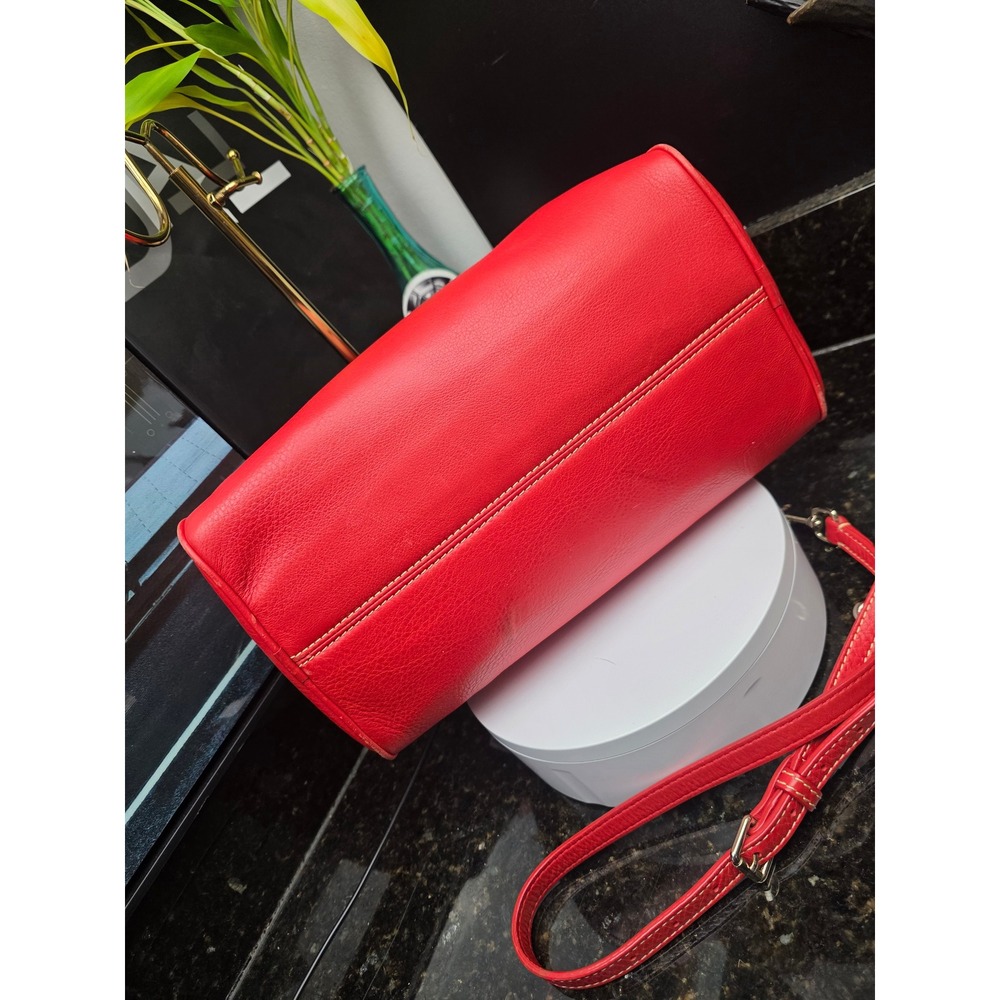Dooney & Bourke Boston Barrel Bag Vibrant Red Leather Satchel - Picture 5 of 16